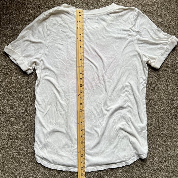 Anthropologie Sol Angeles Red Lips Graphic Tee Cream Soft Casual T-Shirt | Sz M - Picture 8 of 10